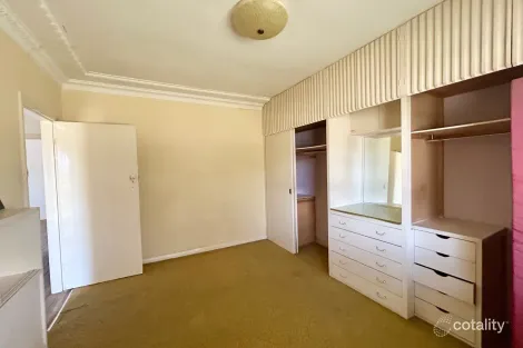 Property photo of 60 Brock Street Young NSW 2594