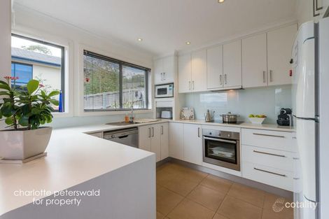 Property photo of 2/672 Oceana Drive Tranmere TAS 7018