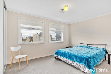 Property photo of 4/47 Victoria Parade Mawson Lakes SA 5095