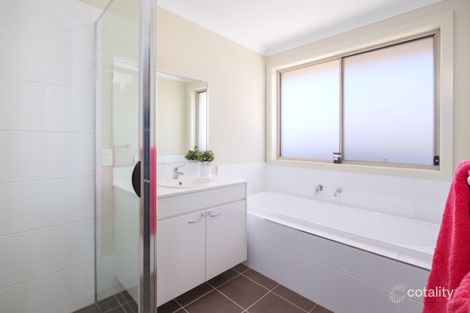 Property photo of 6 Creswell Street Wadalba NSW 2259