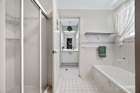 Property photo of 24 Orchid Place Macquarie Fields NSW 2564