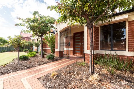Property photo of 18 Willow Bank Entrance Gwelup WA 6018