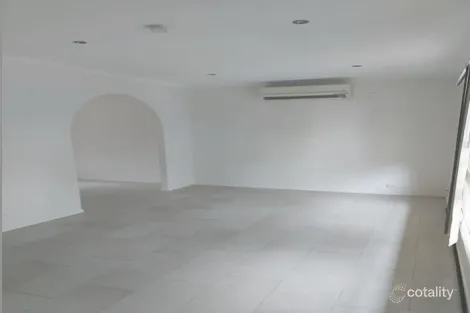 Property photo of 12 Tinaroo Street Durack QLD 4077