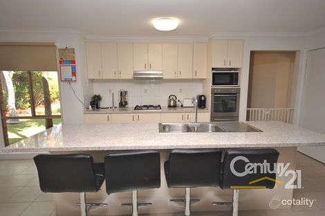 Property photo of 3 Kirrilee Court Berwick VIC 3806