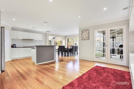 Property photo of 5 Glen Innes Close Wonga Park VIC 3115