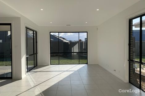 Property photo of 5 Rowland Avenue Catherine Field NSW 2557