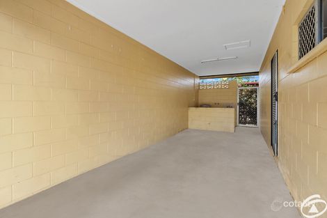 Property photo of 2/13-15 Harris Street Parramatta Park QLD 4870