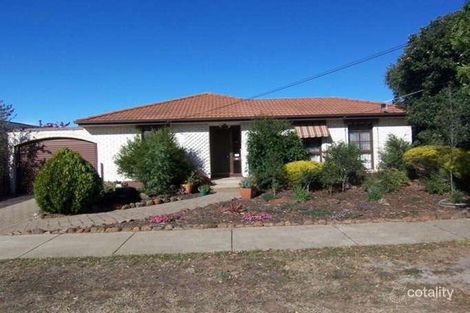 Property photo of 55 Manorvale Parade Werribee VIC 3030