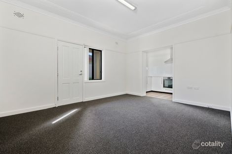 Property photo of 2/42 Greenacre Road Wollongong NSW 2500
