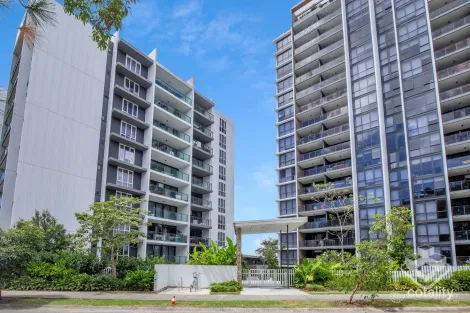 2 Main St, Varsity Lakes, QLD 4227