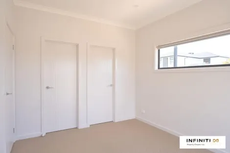 Property photo of 2 Hestia Walk Weir Views VIC 3338