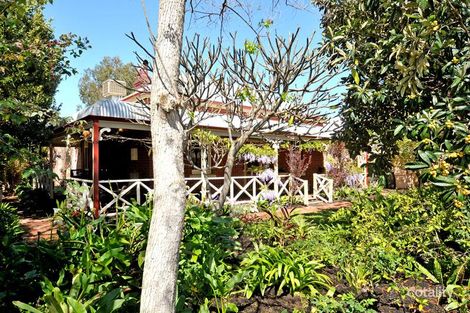 Property photo of 21 Devon Road Bassendean WA 6054