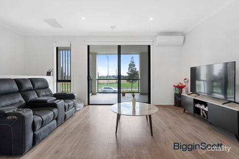Property photo of 63 Williams Landing Boulevard Williams Landing VIC 3027