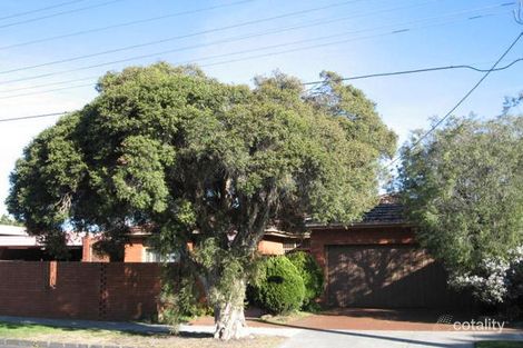 13 Alston Gr, St Kilda East, VIC 3183