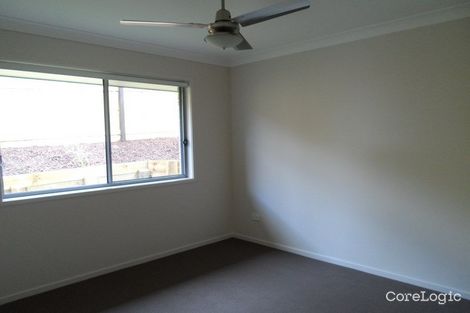 Property photo of 11 Parame Court Nikenbah QLD 4655