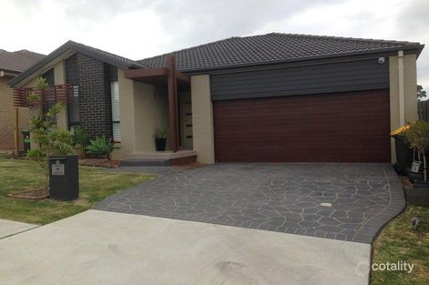 5 Stanley Ave, Middleton Grange, NSW 2171