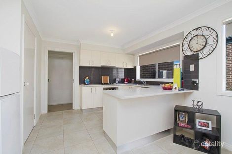 Property photo of 7 Ruby Close Kilmore VIC 3764