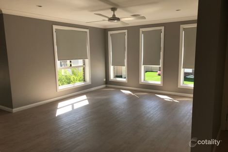 Property photo of 2/18A Glasson Drive Orange NSW 2800