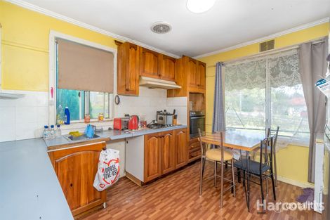 Property photo of 27 Queen Street Moe VIC 3825