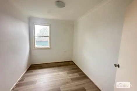 Property photo of 94 Sadleir Avenue Sadleir NSW 2168