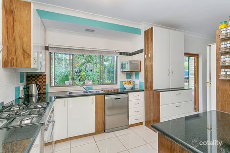 Property photo of 18 Scenic Drive Speewah QLD 4881