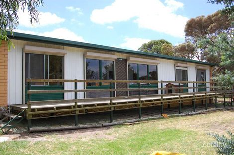 17 Sweetman Ave, Encounter Bay, SA 5211
