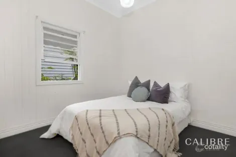 Property photo of 32 Vale Street Kelvin Grove QLD 4059