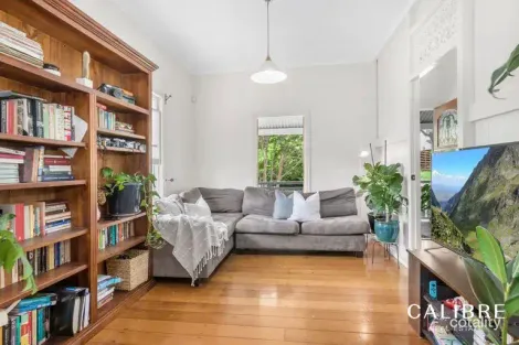 Property photo of 32 Vale Street Kelvin Grove QLD 4059