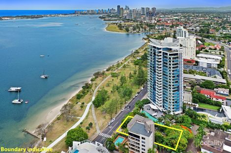 238 Marine Pde, Labrador, QLD 4215
