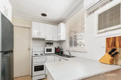 Property photo of 5 Flint Street Ingleburn NSW 2565