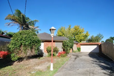 Property photo of 18 Firetail Court Carrum Downs VIC 3201