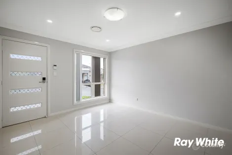 Property photo of 61 Ludhiana Glade Schofields NSW 2762