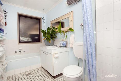 Property photo of 5 Halligan Place Page ACT 2614