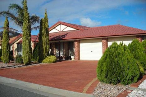 15 Carlisle Ct, Hallett Cove, SA 5158
