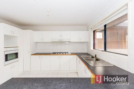 Property photo of 4 Nirringa Drive Hampton Park VIC 3976
