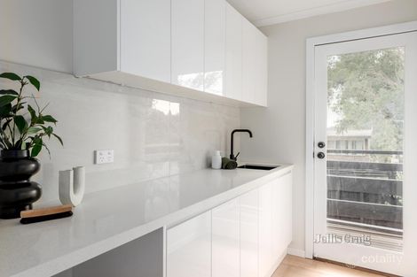 Property photo of 5/2 Fernside Avenue Briar Hill VIC 3088