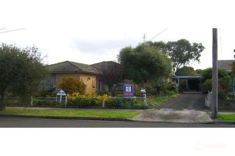 6 Peter St, Cobden, VIC 3266