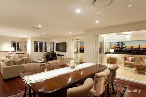 Property photo of 13 Wentworth Parade Balmoral QLD 4171