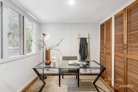 Property photo of 71 Thompson Crescent Research VIC 3095