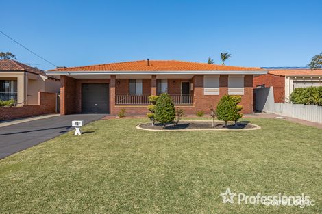 Property photo of 12 Brookland Crescent Marangaroo WA 6064