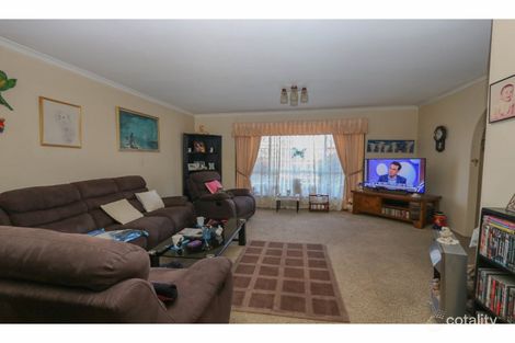 Property photo of 18 Wayside Court Kelso NSW 2795