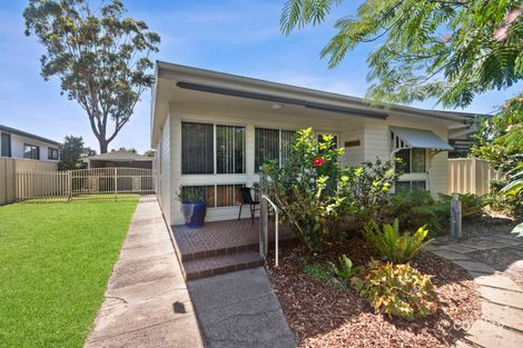 Property photo of 76 Sunpatch Parade Tomakin NSW 2537