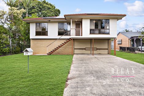 Property photo of 19 Azalea Court Kallangur QLD 4503
