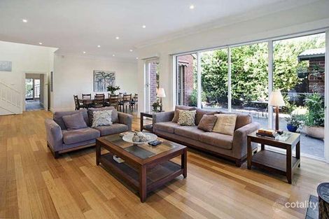Property photo of 33 Montclair Avenue Brighton VIC 3186