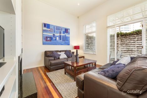 Property photo of 76 Esplanade West Port Melbourne VIC 3207