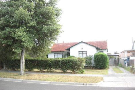 15 Deakin Cres, Dandenong North, VIC 3175