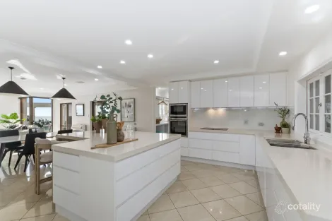 Property photo of 23 Yarrawonga Drive Castle Hill QLD 4810
