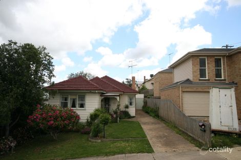 2a Cairns Ave, Newtown, VIC 3220