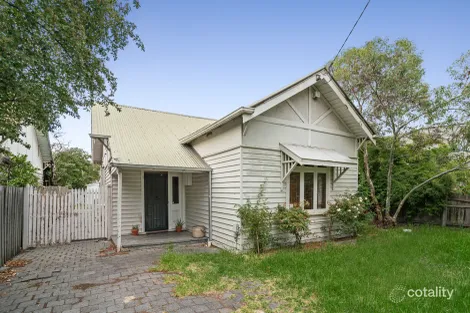 17 Blackshaws Rd, Newport, VIC 3015
