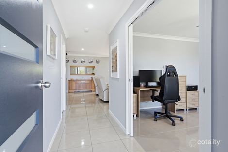 Property photo of 63 Caroval Drive Rural View QLD 4740